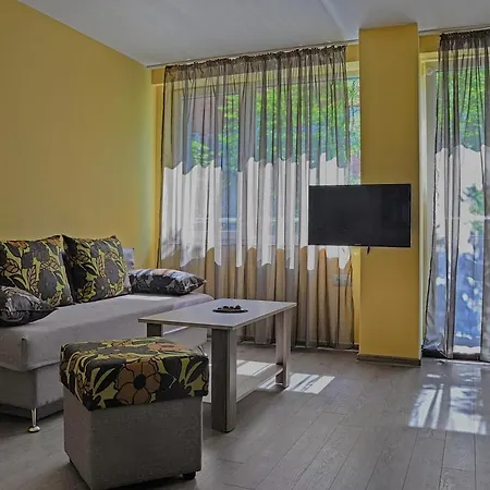 Lägenhetshotell Visito Aparthouse 3*