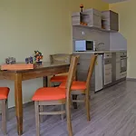 מלון דירות Visito Aparthouse