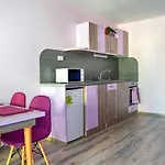 Visito Aparthouse מלון דירות סופיה