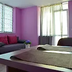 Visito Aparthouse סופיה