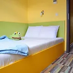 מלון דירות Visito Aparthouse 3*