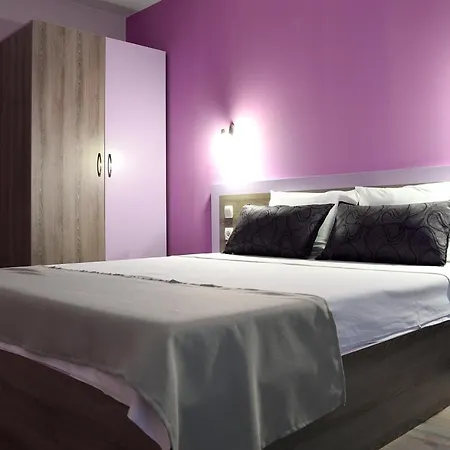 Visito Aparthouse Aparthotel