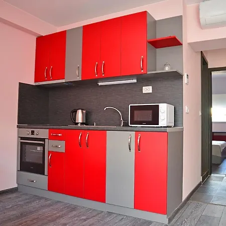 Visito Aparthouse Aparthotel 2*
