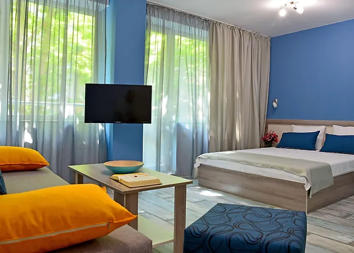 Visito Aparthouse מלון דירות