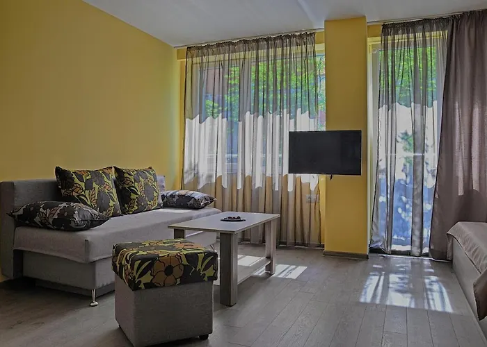 מלון דירות Visito Aparthouse 3*