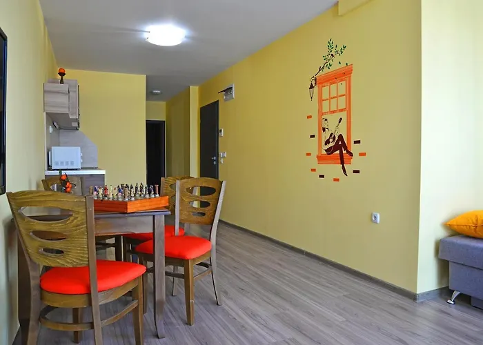 מלון דירות Visito Aparthouse 3*