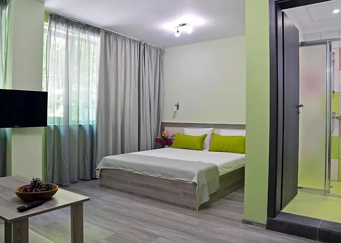 Visito Aparthouse מלון דירות