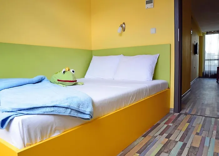 מלון דירות Visito Aparthouse 3*