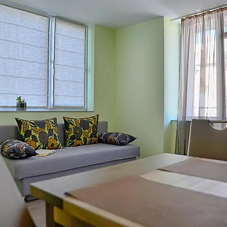Visito Aparthouse София