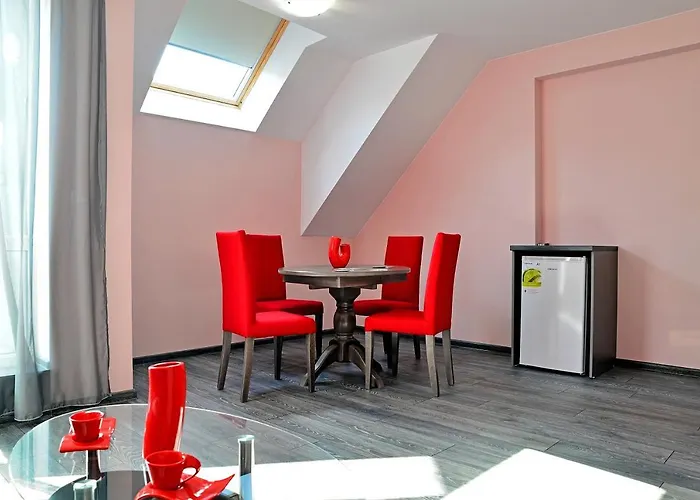 Visito Aparthouse 3*